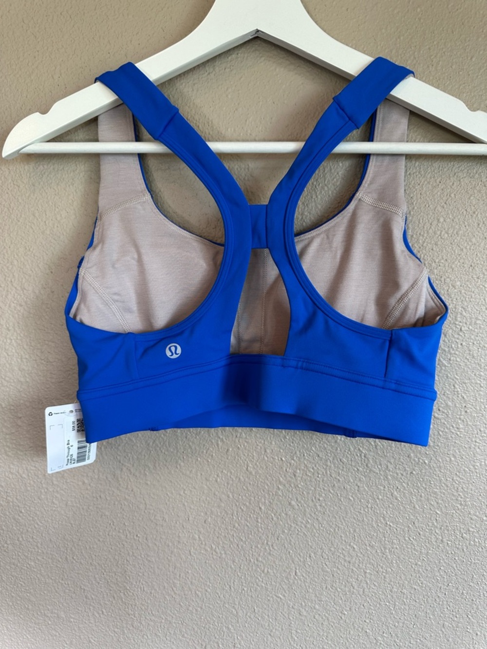 Lululemon Power Through Bra - Picture 2 of 2